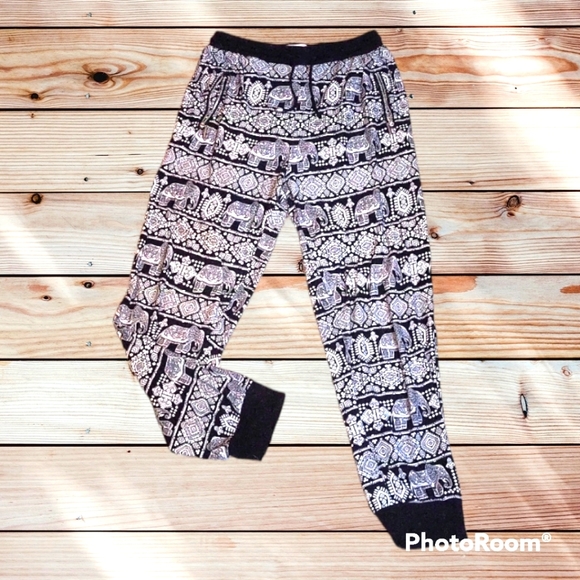 Black & White Aztec Joggers - Picture 1 of 6